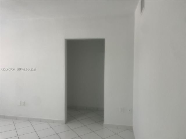 3430 SW 10th St 3, Miami, FL 33135