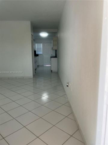 3430 SW 10th St 3, Miami, FL 33135