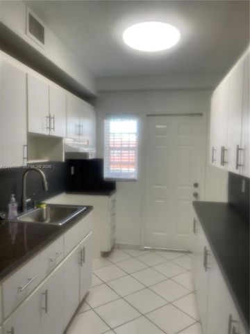 3430 SW 10th St 3, Miami, FL 33135