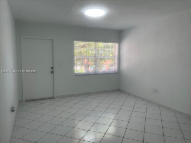 3430 SW 10th St 3, Miami, FL 33135