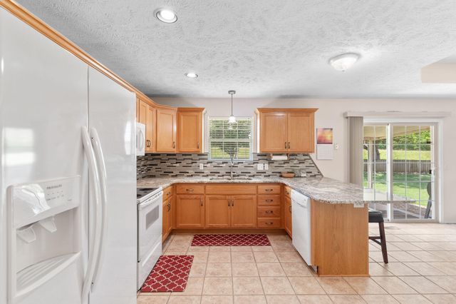 3172 W Grandview Street, Springfield, MO 65803