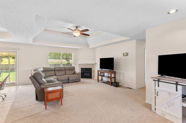 3172 W Grandview Street, Springfield, MO 65803
