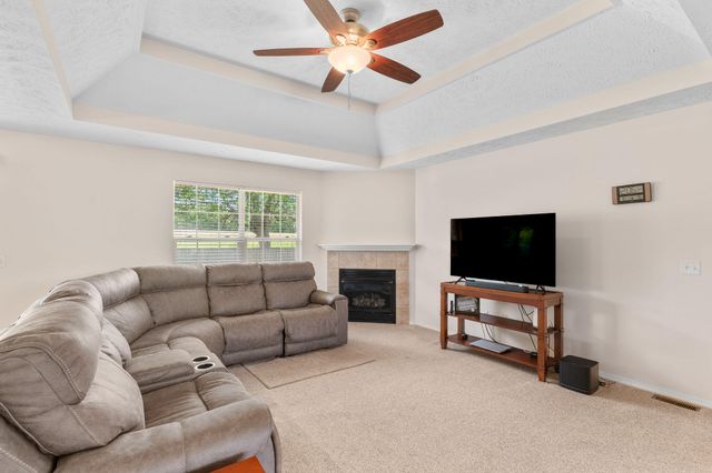 3172 W Grandview Street, Springfield, MO 65803