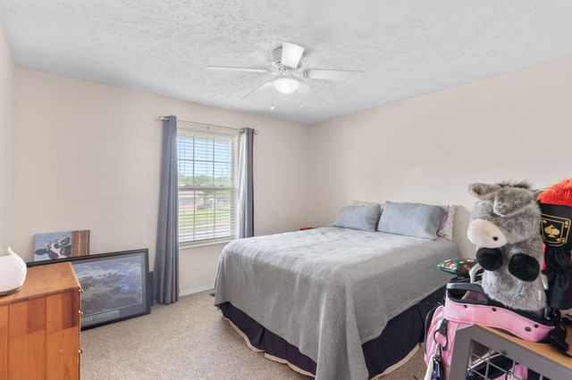 3172 W Grandview Street, Springfield, MO 65803