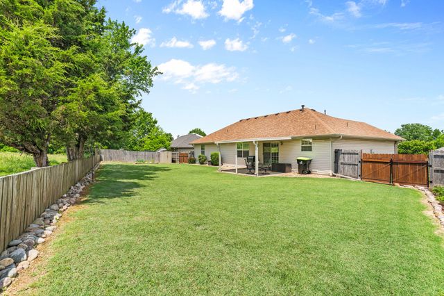 3172 W Grandview Street, Springfield, MO 65803