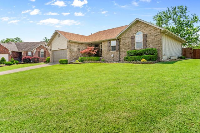 3172 W Grandview Street, Springfield, MO 65803