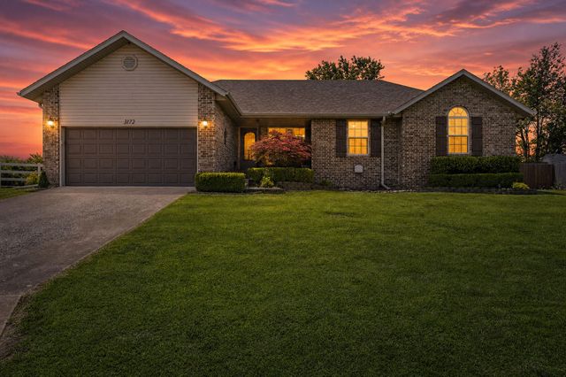 3172 W Grandview Street, Springfield, MO 65803
