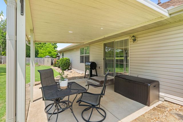 3172 W Grandview Street, Springfield, MO 65803