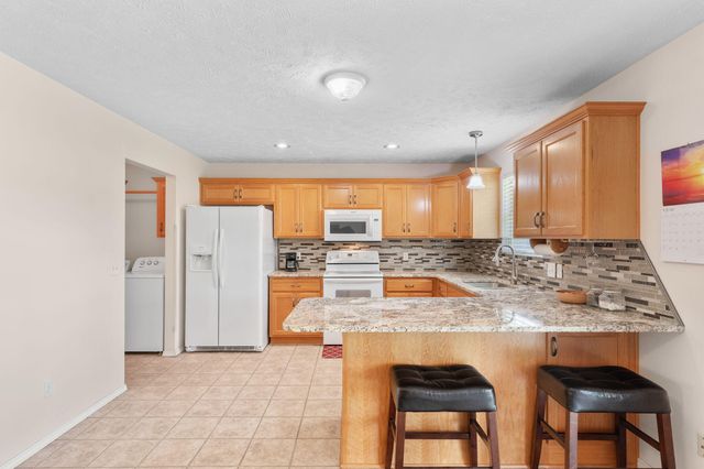 3172 W Grandview Street, Springfield, MO 65803