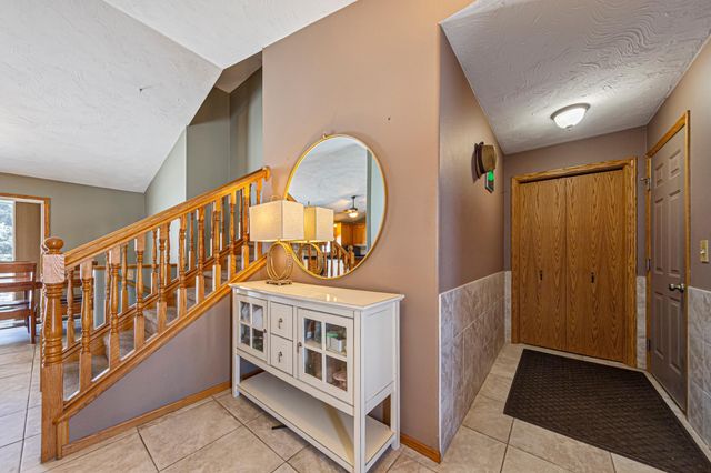 509 Chatfield Lane, Belle Plaine, MN 56011