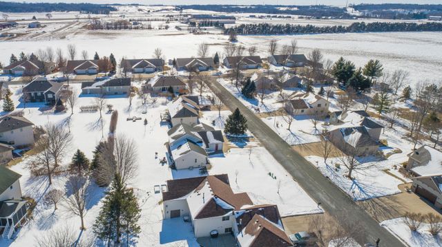 509 Chatfield Lane, Belle Plaine, MN 56011