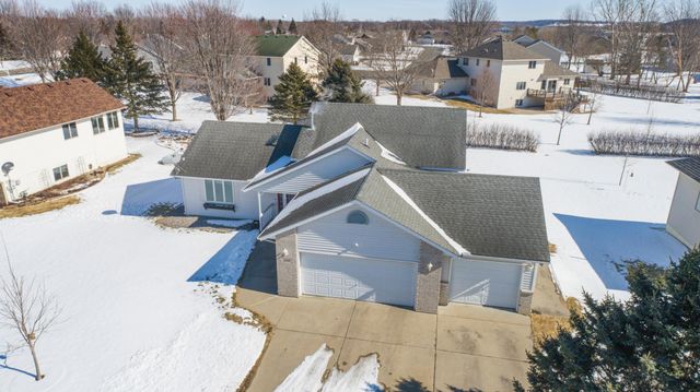 509 Chatfield Lane, Belle Plaine, MN 56011