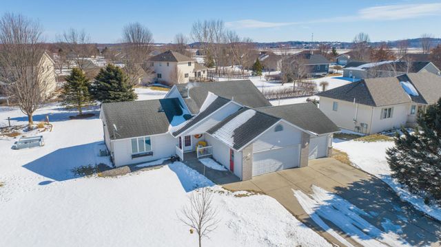 509 Chatfield Lane, Belle Plaine, MN 56011