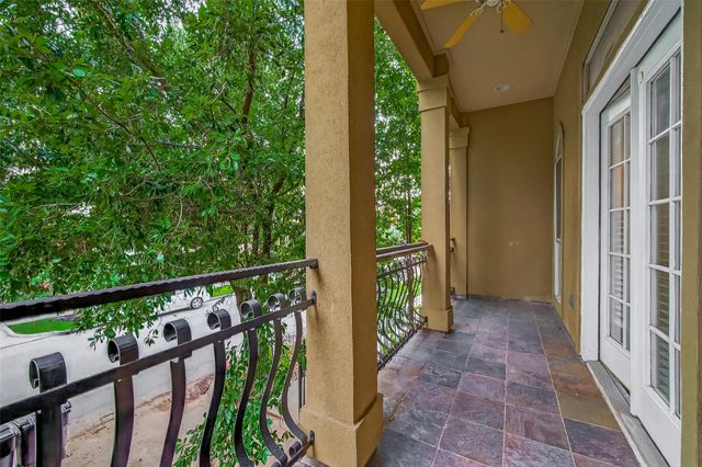 1015 Stanford Street, Houston, TX 77019