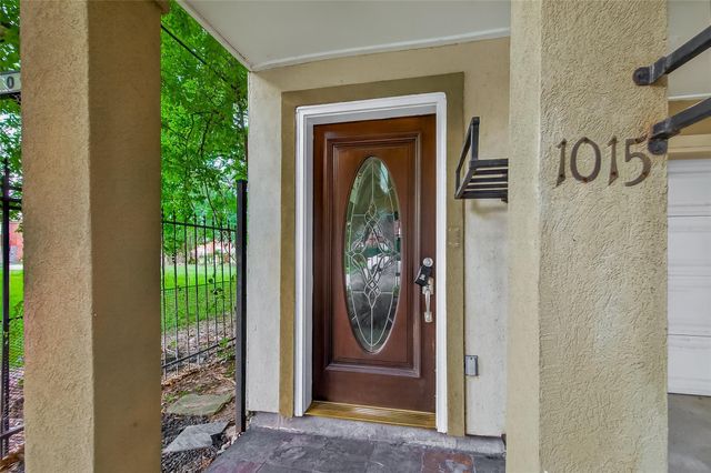 1015 Stanford Street, Houston, TX 77019