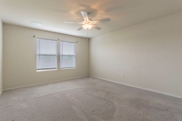 925 DRESSAGE Drive, Haslet, TX 76052