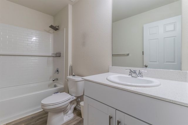 925 DRESSAGE Drive, Haslet, TX 76052