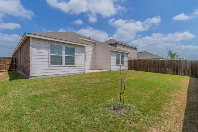 925 DRESSAGE Drive, Haslet, TX 76052