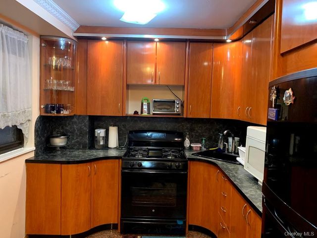 61-35 98th Street 2C, Rego Park, NY 11374