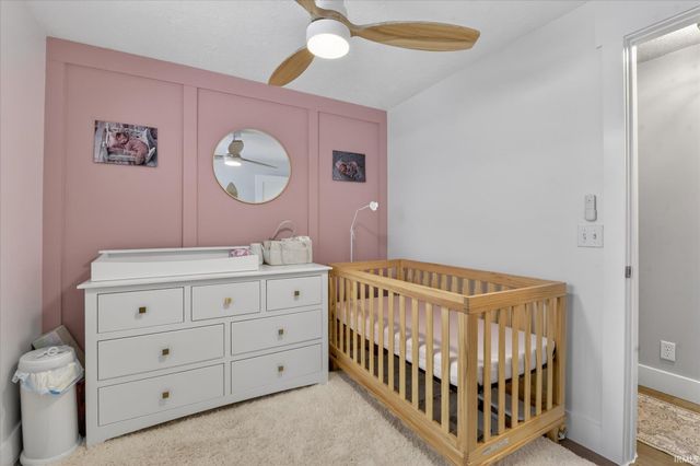 6010 S 020 West, Wolcottville, IN 46795