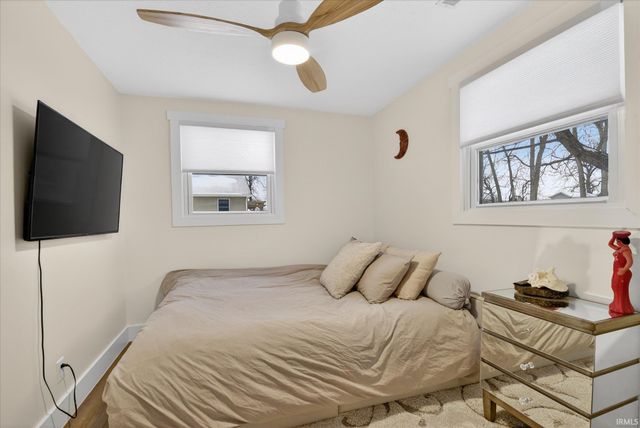 6010 S 020 West, Wolcottville, IN 46795