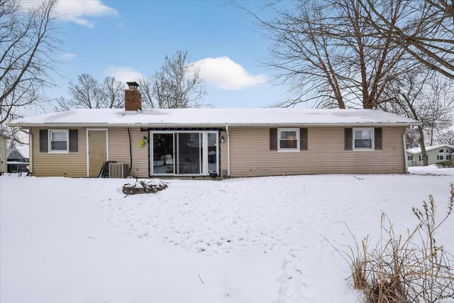 6010 S 020 West, Wolcottville, IN 46795