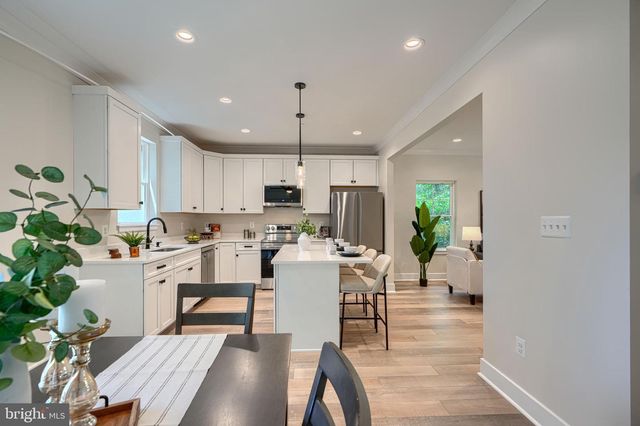 21 JACKSON AVE, Glen Burnie, MD 21061