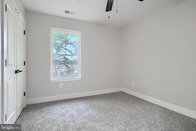 21 JACKSON AVE, Glen Burnie, MD 21061