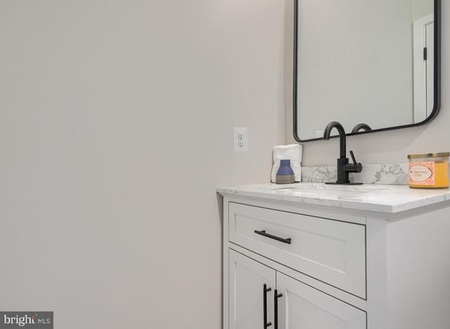 21 JACKSON AVE, Glen Burnie, MD 21061