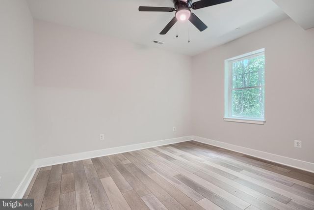 21 JACKSON AVE, Glen Burnie, MD 21061