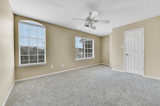 3612 W Pine Orchard Drive, Pearland, TX 77581