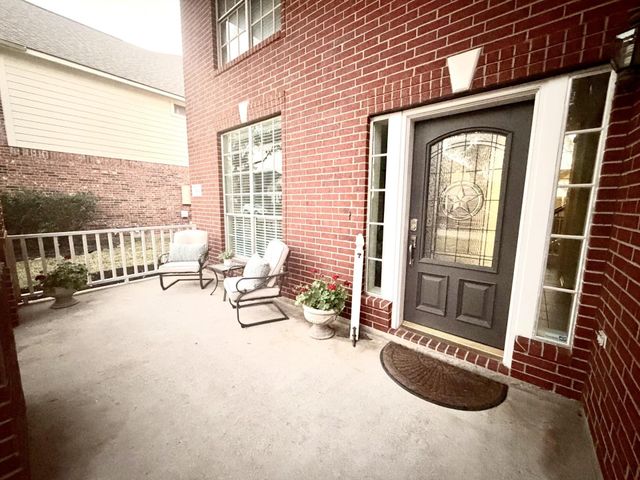 3612 W Pine Orchard Drive, Pearland, TX 77581