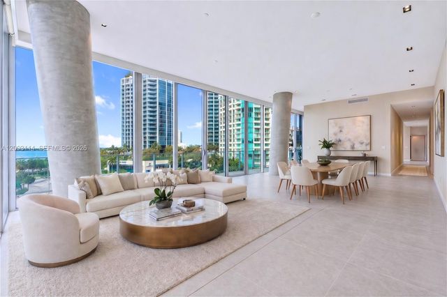 2675 S Bayshore Dr 602S, Miami, FL 33133