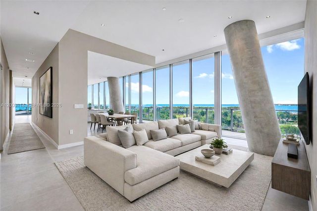 2675 S Bayshore Dr 602S, Miami, FL 33133