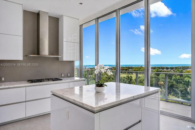2675 S Bayshore Dr 602S, Miami, FL 33133