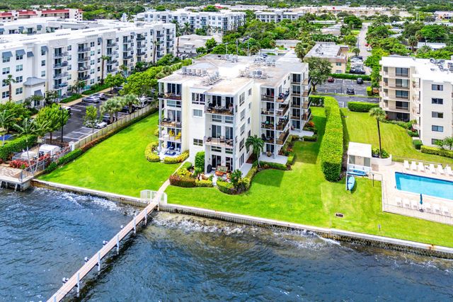 1206 S Lake Drive 203, Lantana, FL 33462