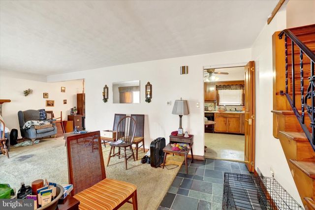 2484 FRIESIAN RD, York, PA 17406