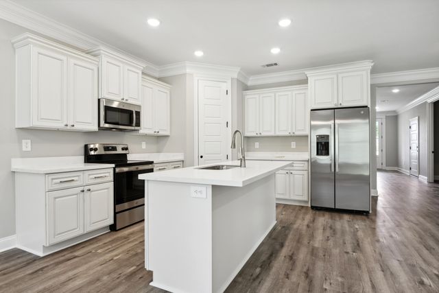 19 S Founders Way, Hattiesburg, MS 39401