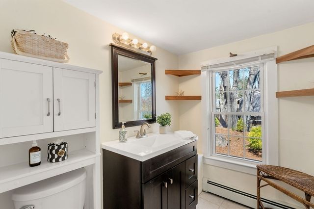 468 Mill St, Marion, MA 02738