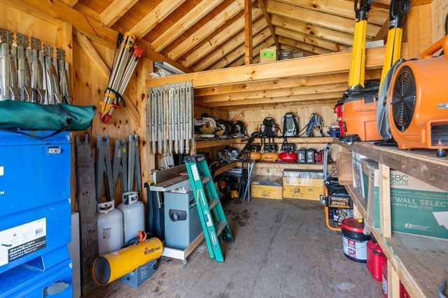 468 Mill St, Marion, MA 02738