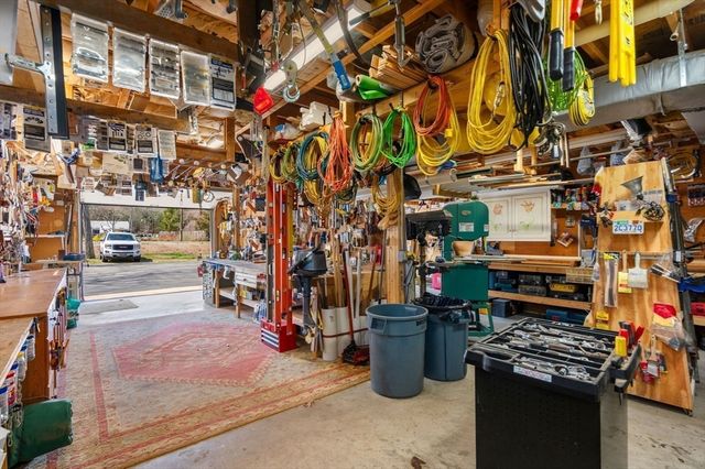 468 Mill St, Marion, MA 02738