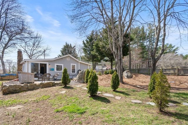 468 Mill St, Marion, MA 02738
