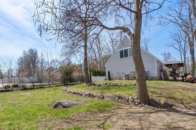 468 Mill St, Marion, MA 02738