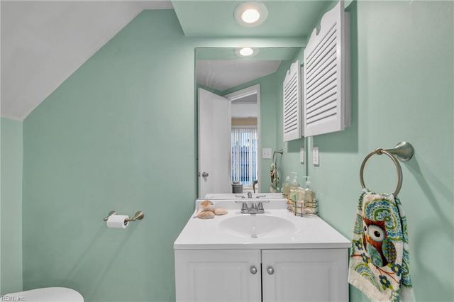 5253 Bardith CIR, Virginia Beach, VA 23455