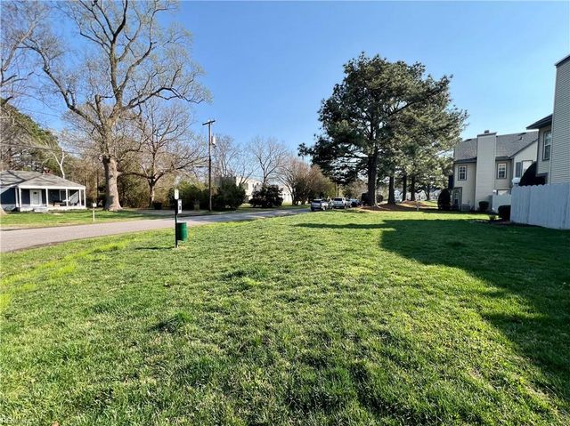 5253 Bardith CIR, Virginia Beach, VA 23455