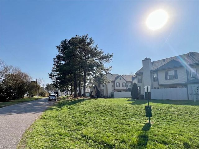 5253 Bardith CIR, Virginia Beach, VA 23455