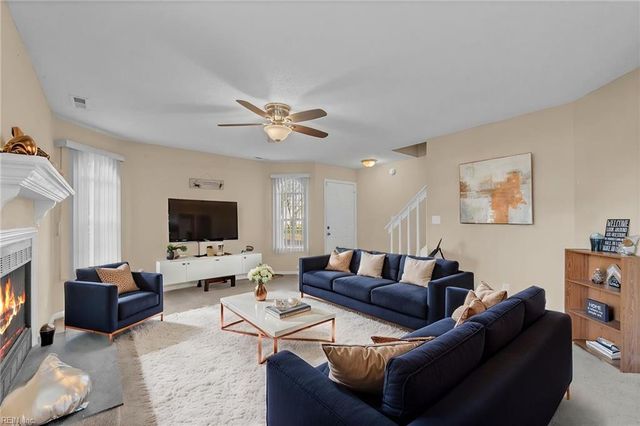 5253 Bardith CIR, Virginia Beach, VA 23455