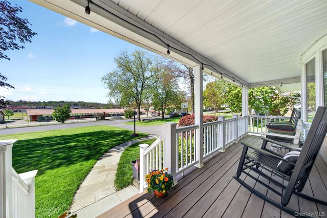 42 Parkway, Goshen, NY 10924
