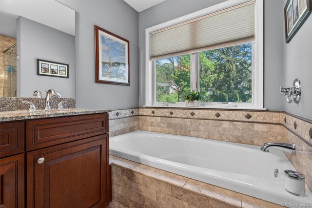 42 Parkway, Goshen, NY 10924