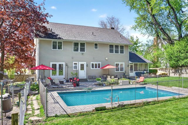 42 Parkway, Goshen, NY 10924